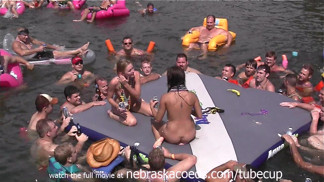 Sexy Tubing. The most insane thing i've ever seen in real life