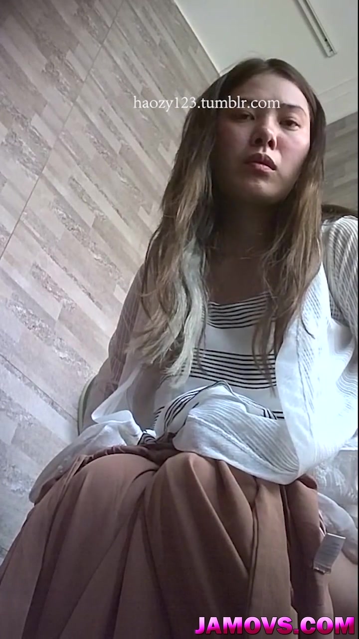 Asian Amateur Teen Solo