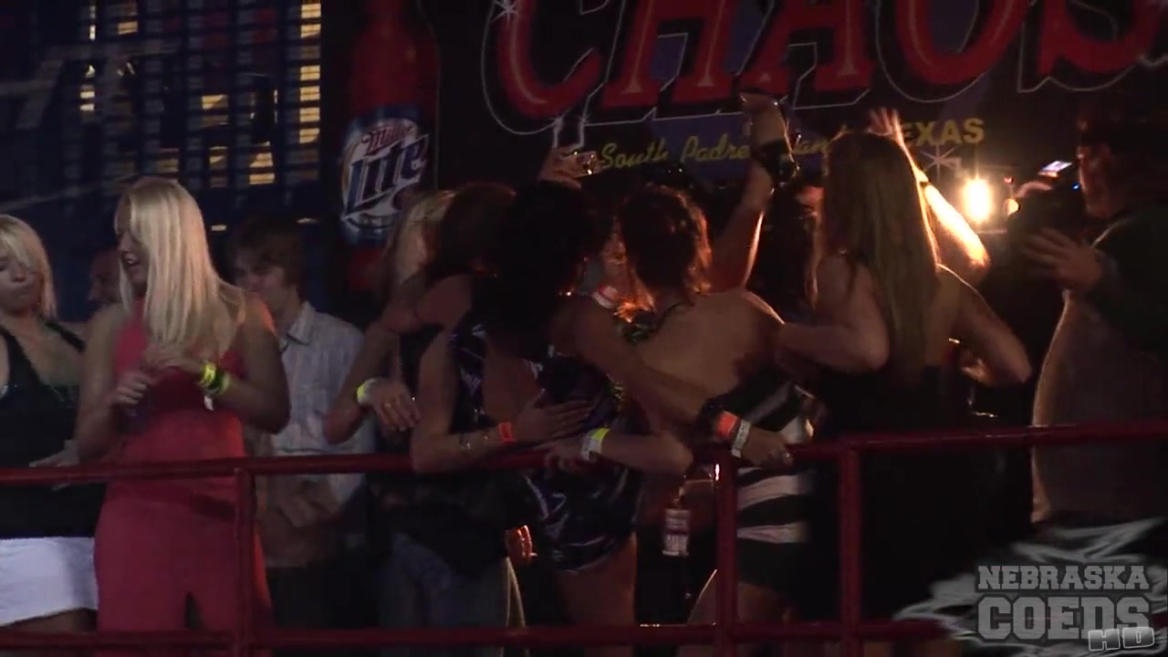 neverbeforeseen Spring Break 2008 South Padre Night Out Pussy Smoking - SouthBeachCoeds