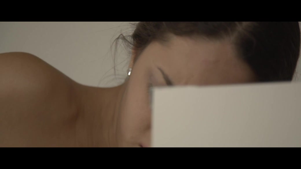 Carolina Abril Alberto Blanco in Stair Love - VersoCinema