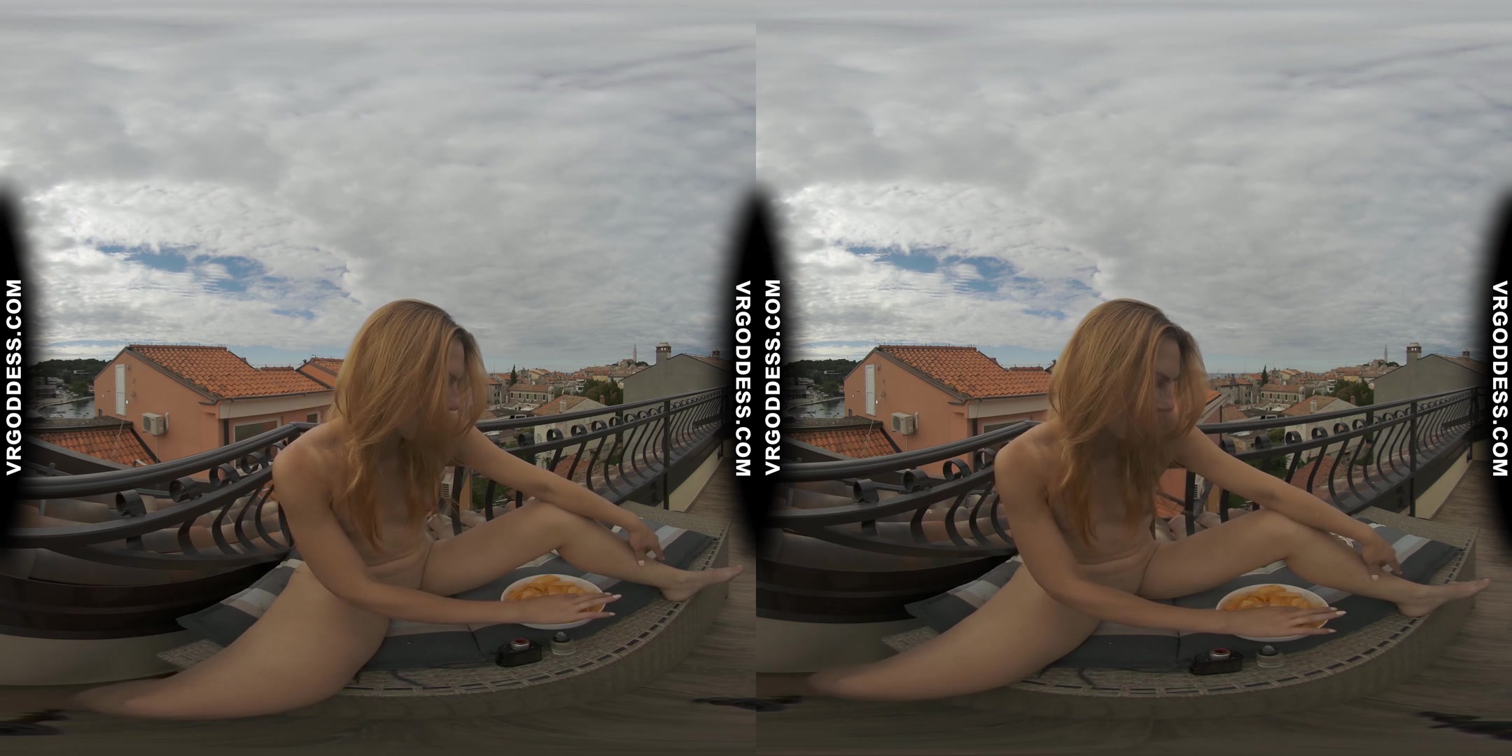 Hot Ginger Lea Naked Mukbang ASMR Chip Eating With A Nice View