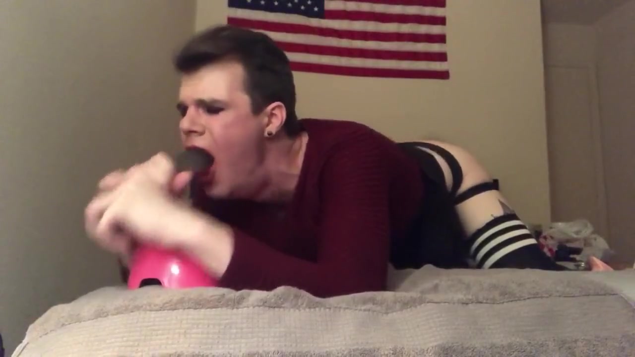 Slutty faggot punishes herself for Step daddy