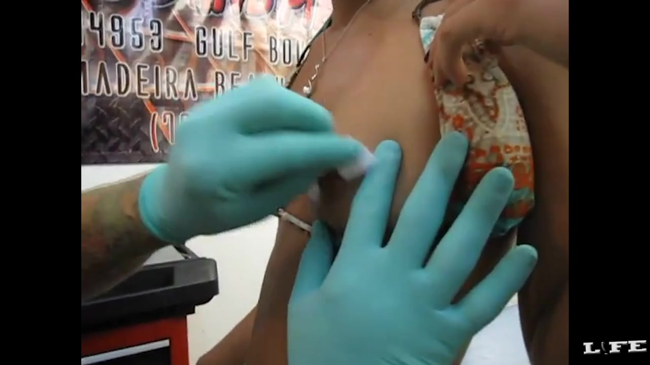 Watch Her Story Behind The Scenes Compilation Of Cameragirl Amy