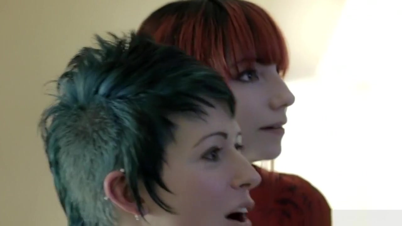 Alt lesbian tgirl nailed with strapon cock