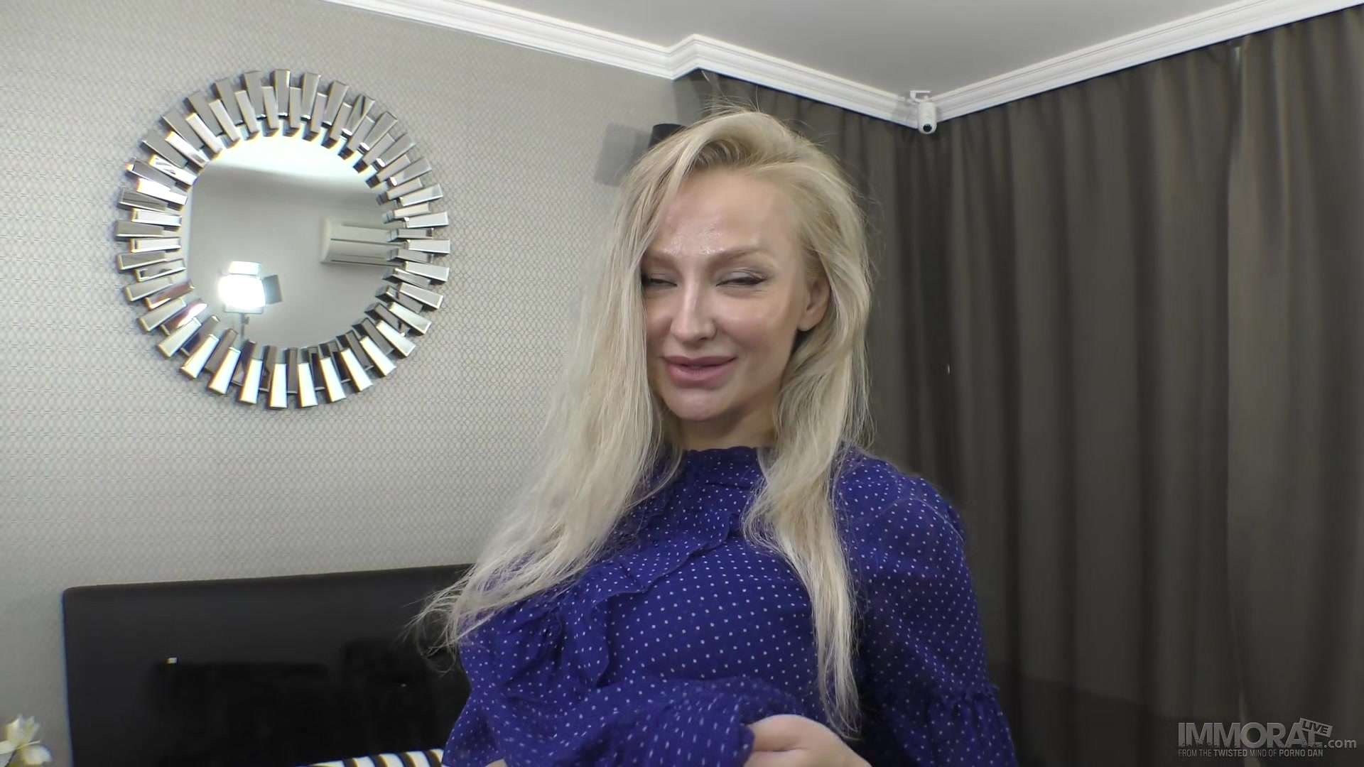 Porno Dan Meets Horny Milf At The Castle In Post Quarantine Adventure