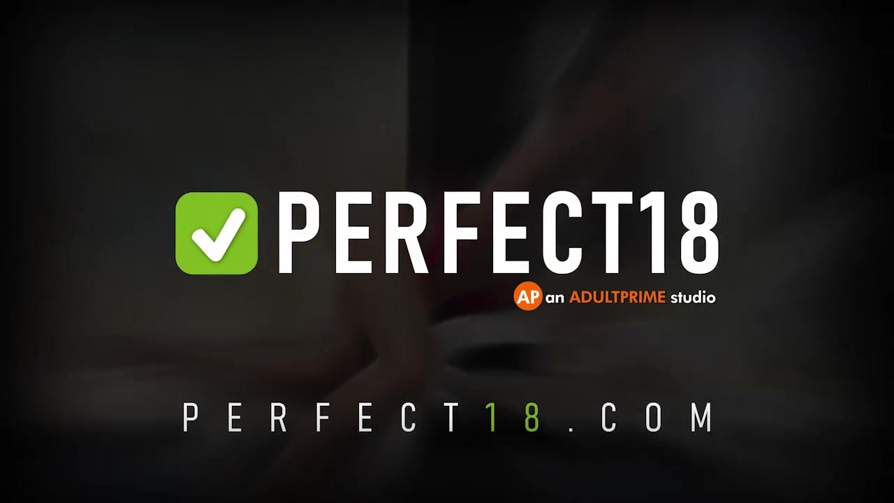 Rubbing my Chunky Pussy so you Dont have To - Perfect18