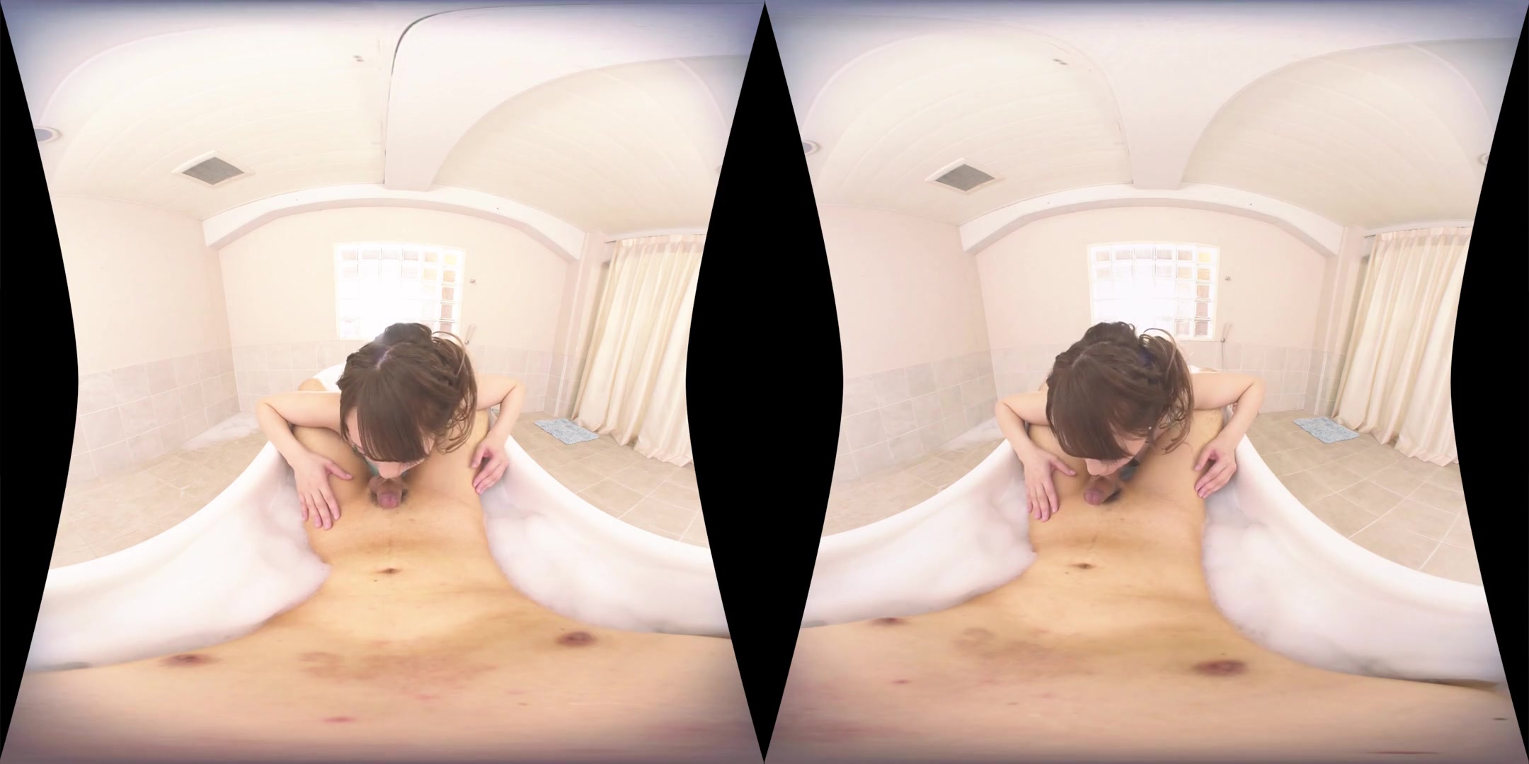 Mashiro Airi in The Most Comfortable Service Must Be Blowjob In Bubble Bath - JVRPorn