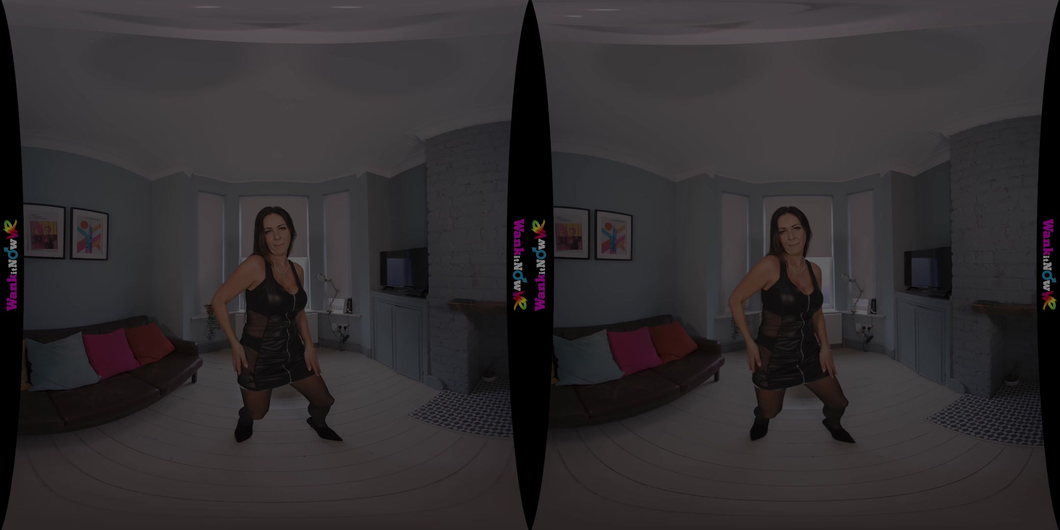 Housemate Strip featuring Roxxy Lea - WankitNowVR
