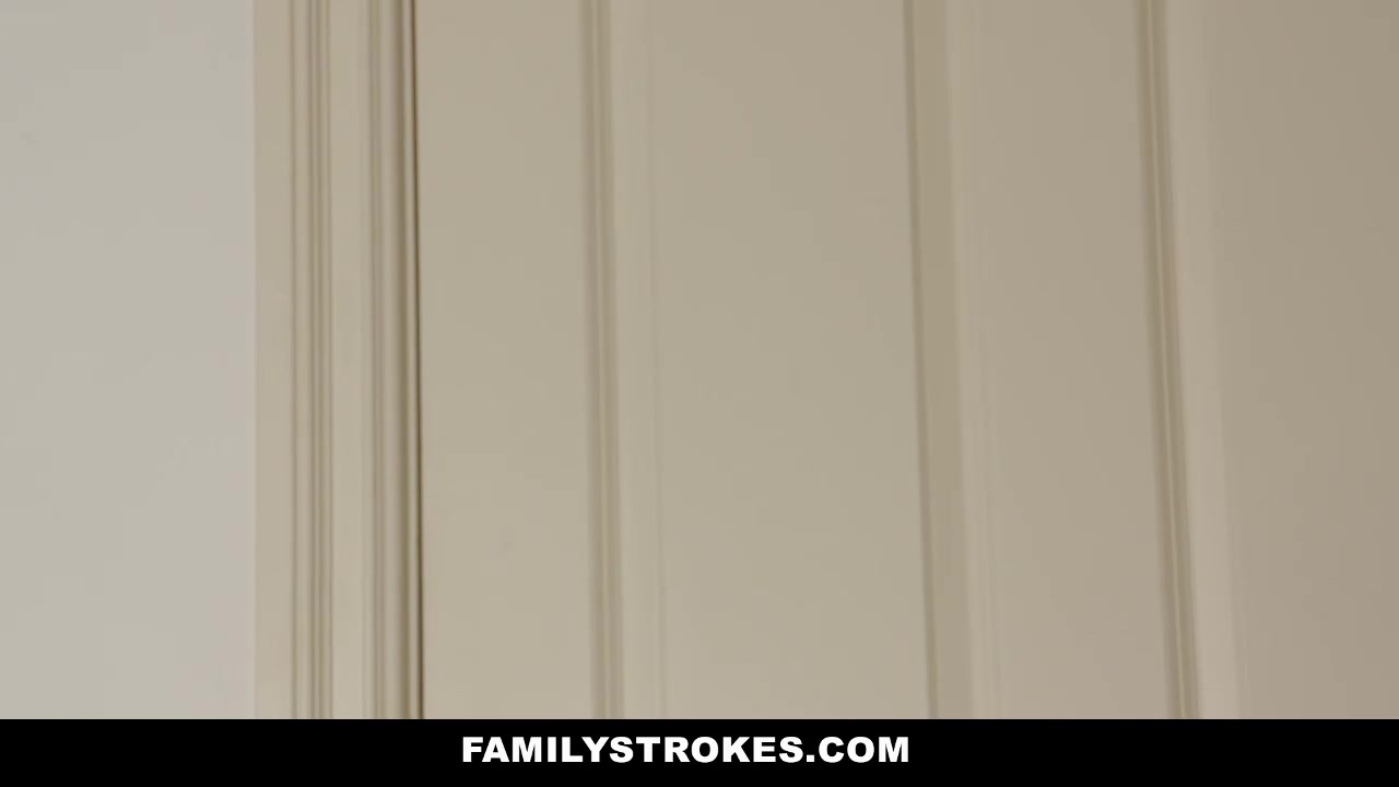 Crystal Rush in Stepmom Soothes My Erection - FamilyStrokes