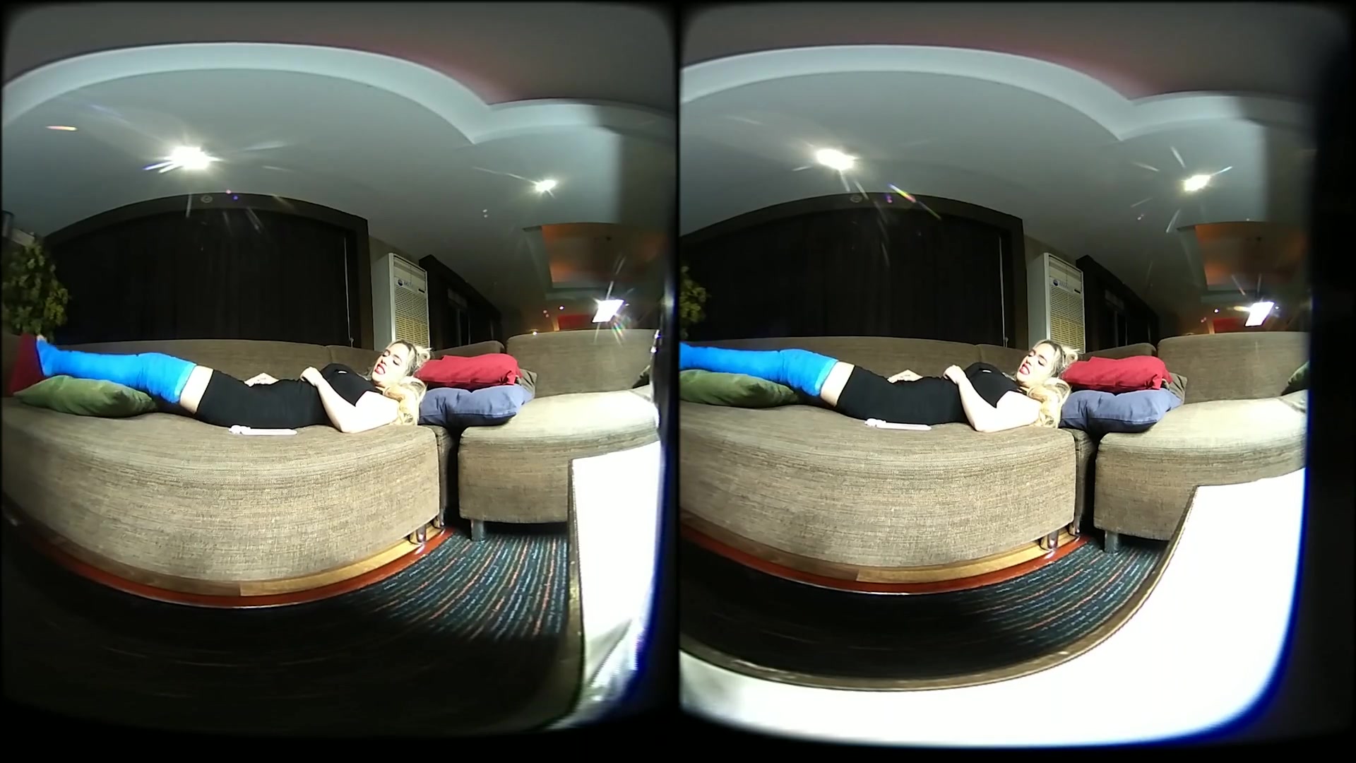 Girl With Long Cast Leg On A Couch (LCL) - VRpussyVision