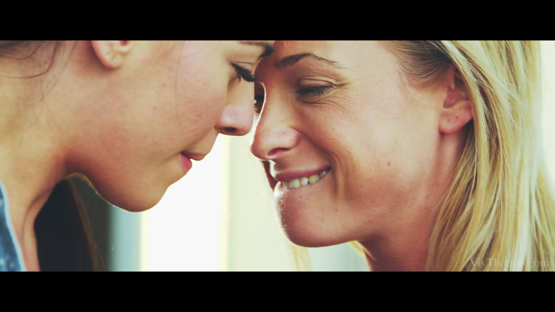Memento - Reloaded 2 - Secluded - Cristal Caitlin & Eveline Dellai - VivThomas