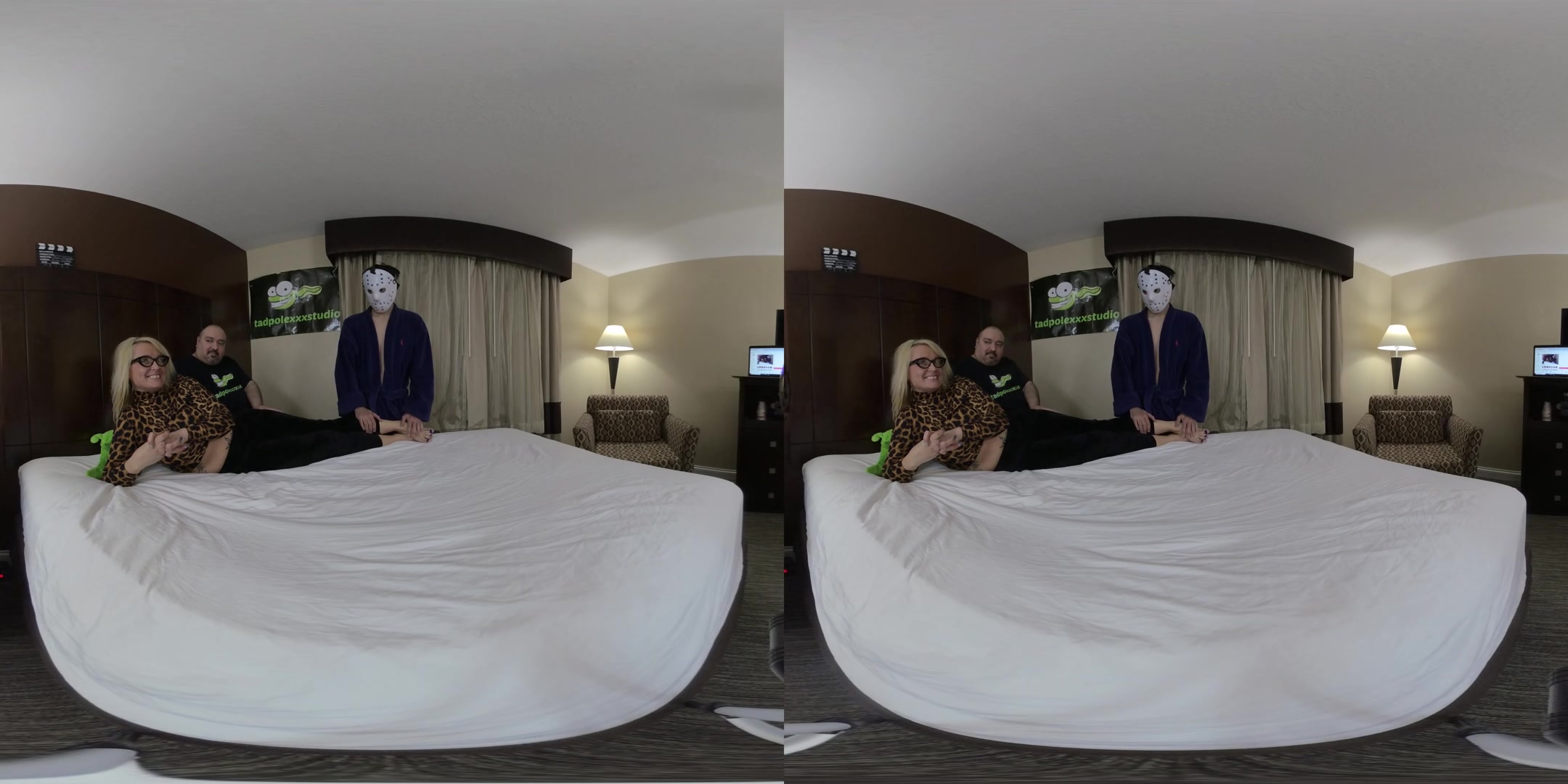 MILF Ivy Carlson Mini Gangbang 1 of 2 with Creampie - TadPoleXXXStudio