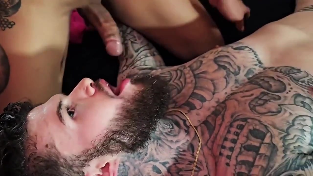 Fucked By Tranny Eva Maxim