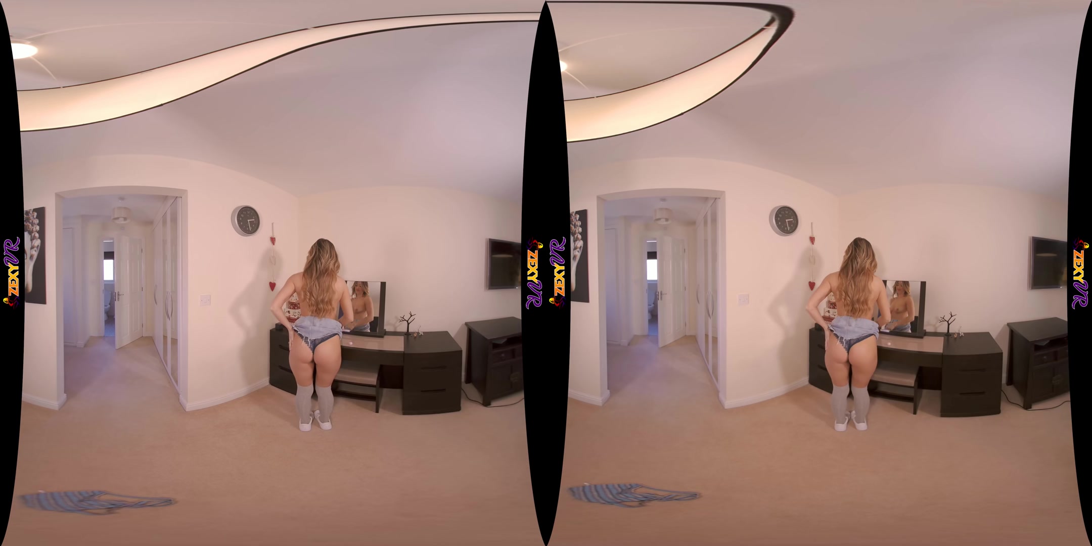 Bit Of Fun - ZexyVR