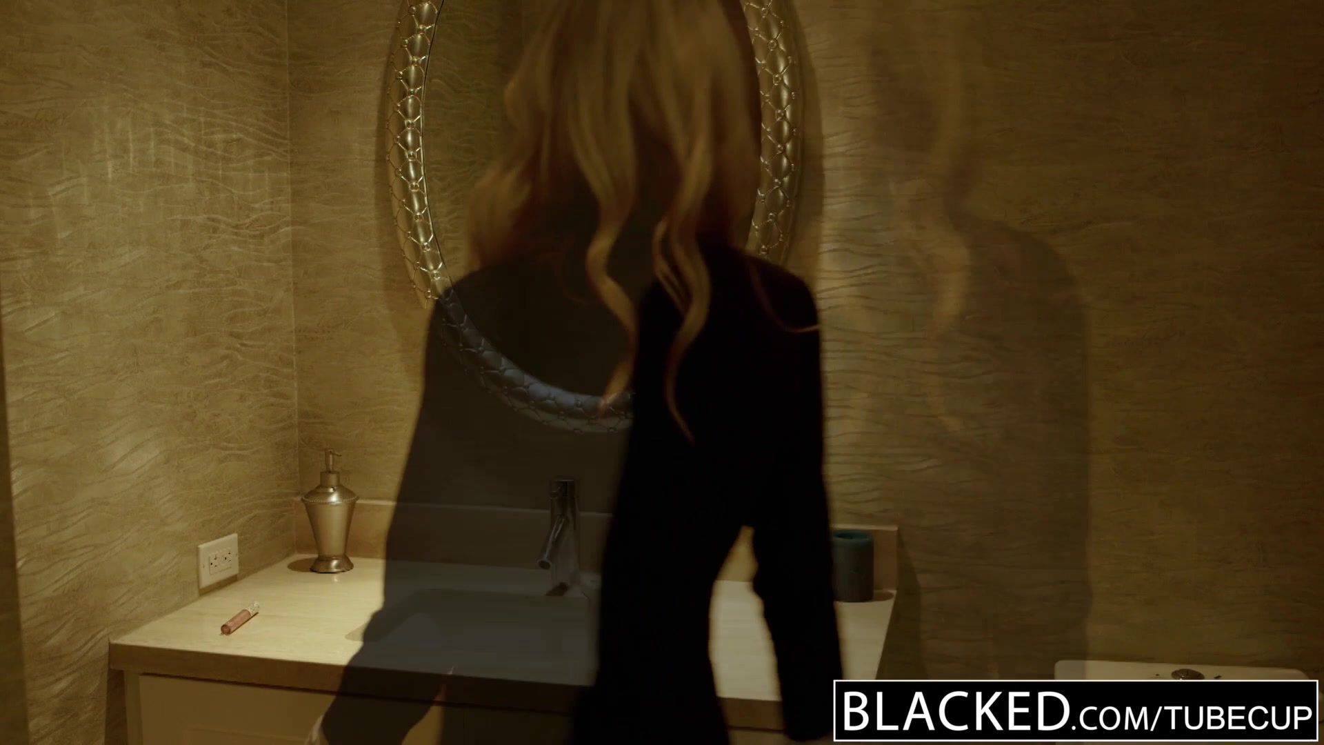 BLACKED Stunning Blonde Karla Kush Takes Massive Black Cock