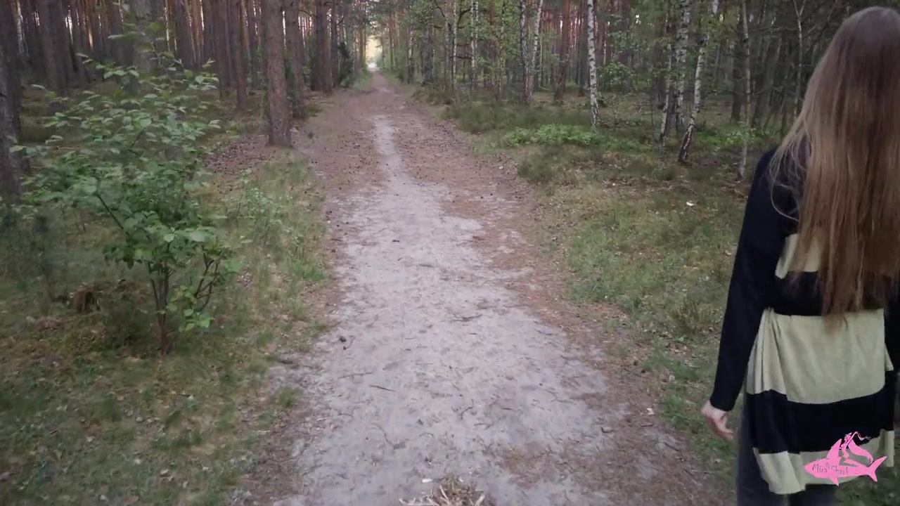 Sexy Nymphomaniac In The Forest Made Me Cum In Her Mouth