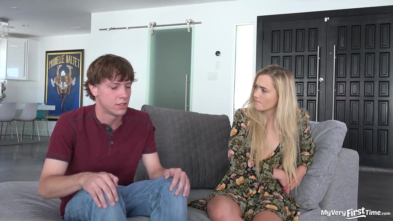 Dakota Bleus First Stepsister Hookup