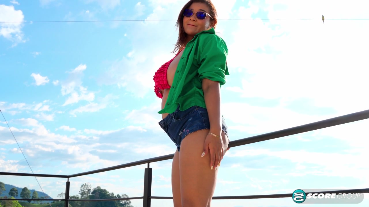 A Day at the Pool With Jenn