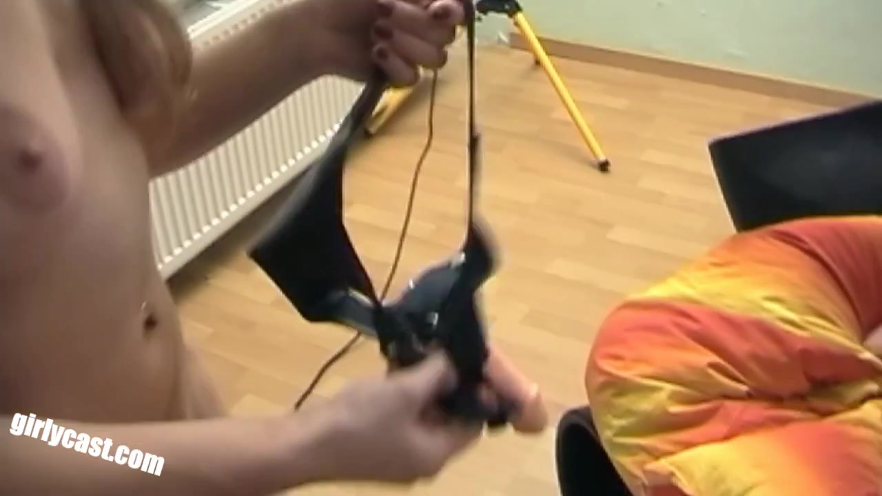 Katharina, Janina & Anna - Strap-On Fucking