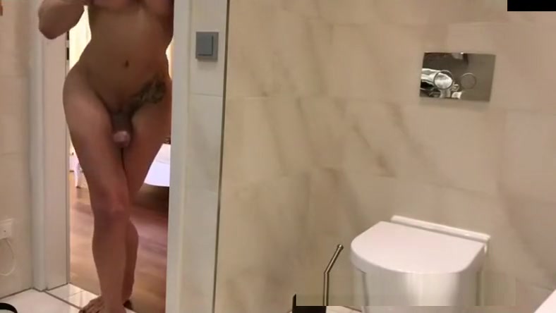 Shemale BIG Cock and Cum