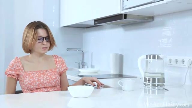 Sweet Heart Masturbates After Making Her Tea