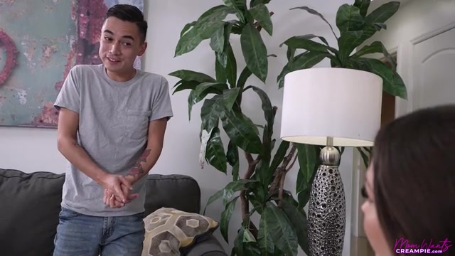 Quality Time With My Hot Stepmom - S2:E6 - Momlover