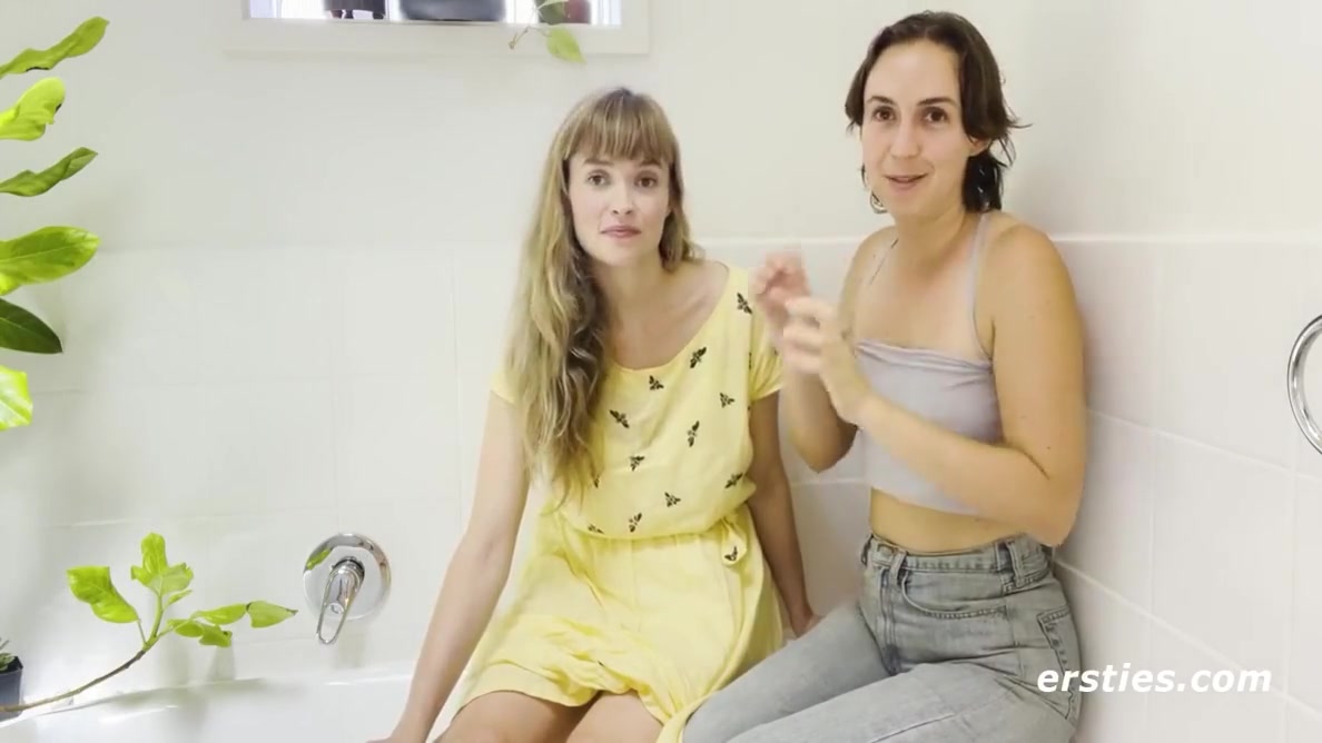 Lesbian Fingering In Hot In The Tub