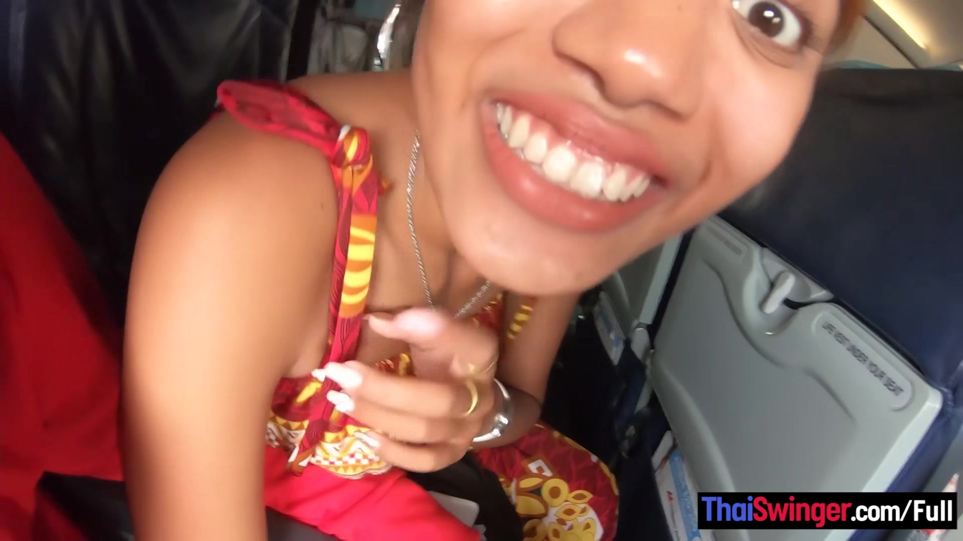 Thai teen 18+ girlfriend on an airplane and on boyfriends big cock in the hotel