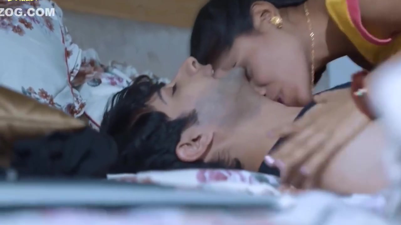 Desi Bhaabi Fucked By Boyfriend When Husband In Office 7 Min