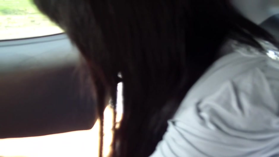 Ella in amateur vid showing a gal giving one of great blowjobs