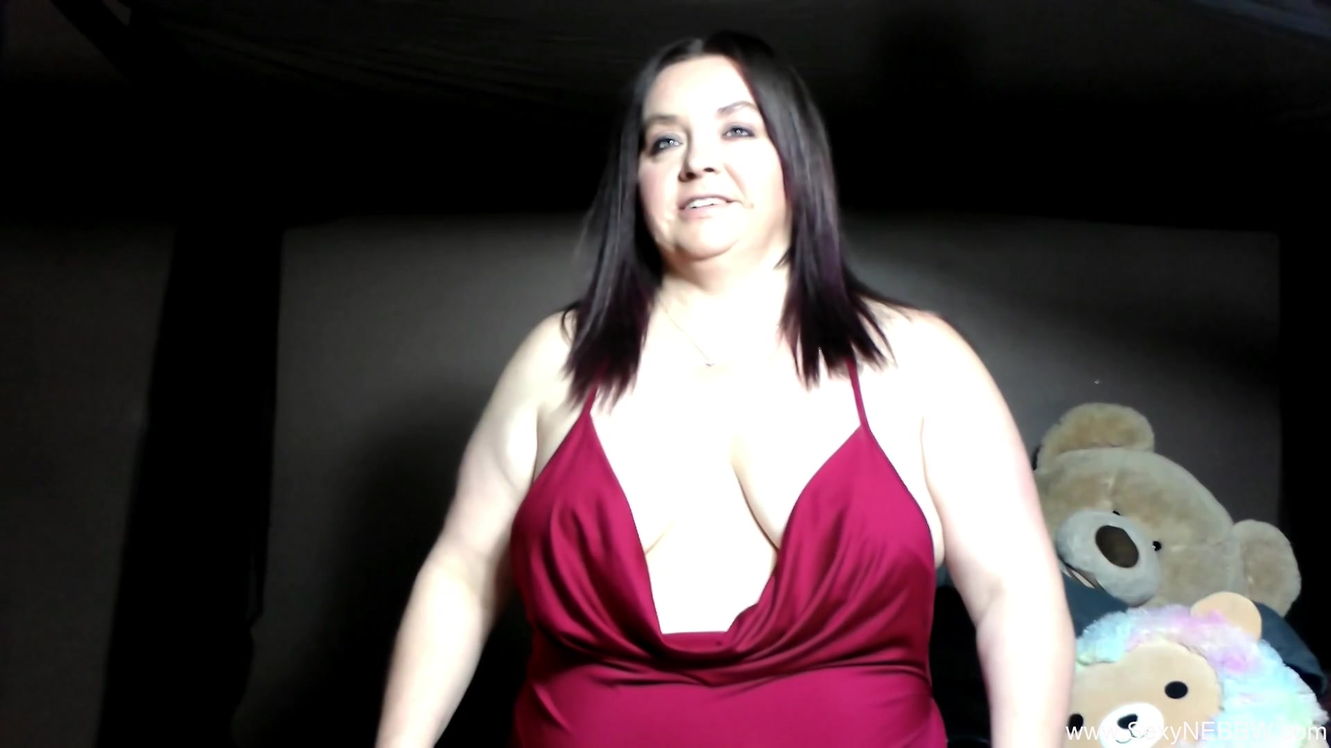 Sexy Bbw Huge Dildo And Cock In Sex Chair - Sexynebbw