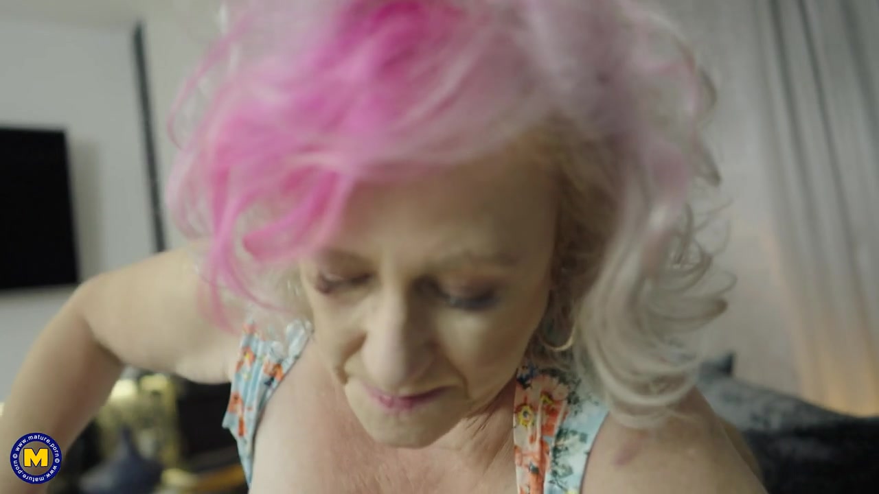 Pure Vicky Is A Granny That Gets Fucked In Pov Style - MatureNl