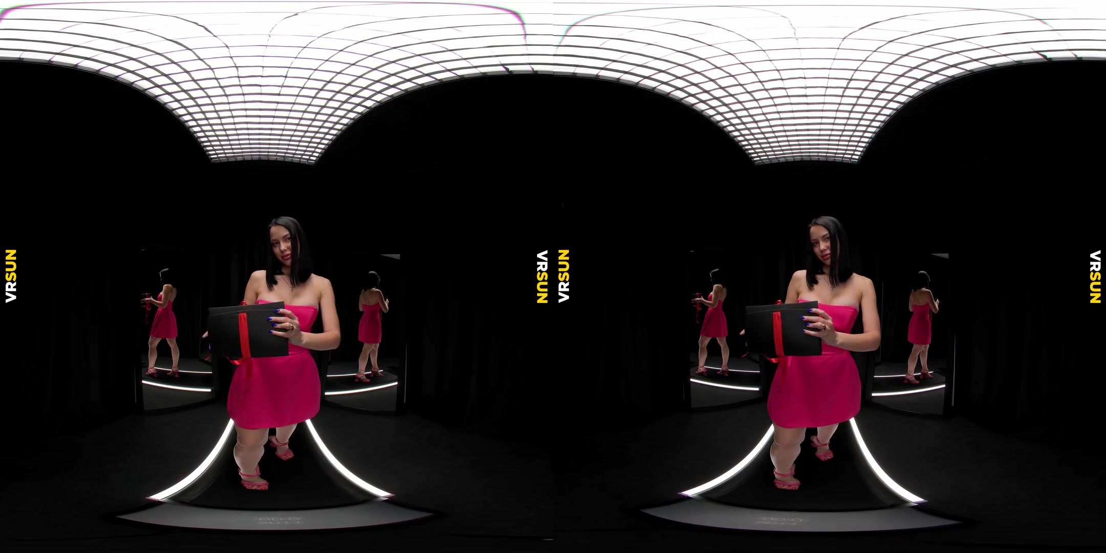 Pink Bomb On The Treadmill (With Slowmo)