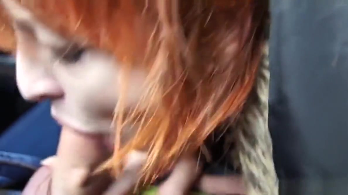 Amateur redhead street whore loves outdoor cock sucking