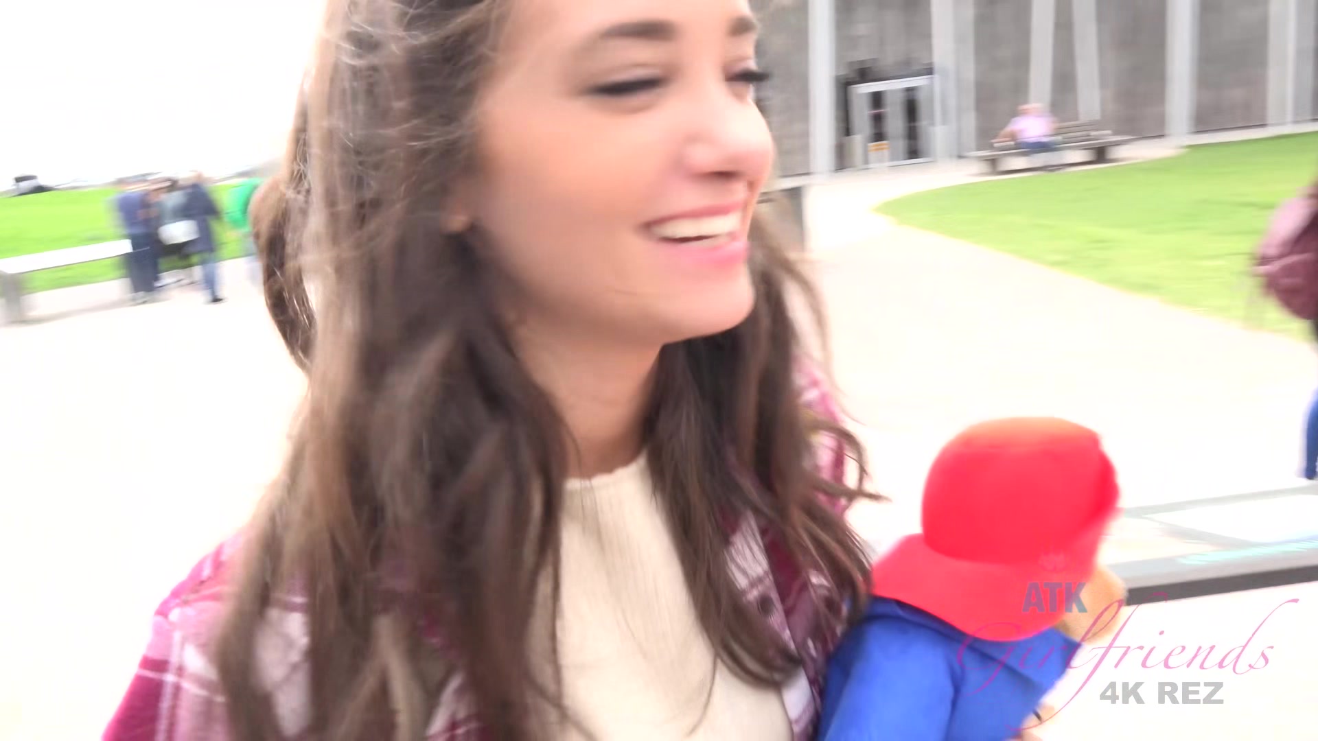 Virtual Vacation In London With Gia Paige Part 3