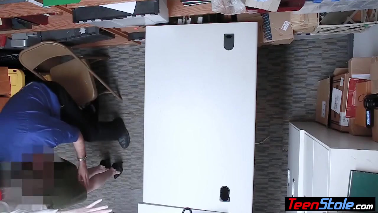 All Natural Redhead teen 18+ Shoplifter Gets Fucked By A Dirty Cop - Pepper Hart