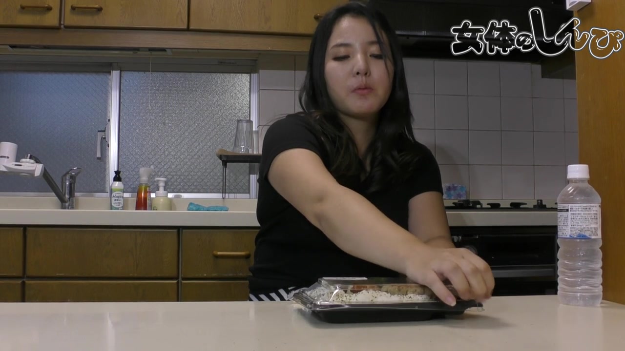 The camera under the table - Fetish Japanese Video