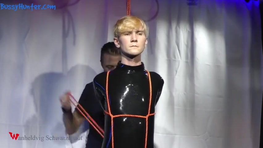 Nicky Latex Doll Gagged And Roped Wanheldvig