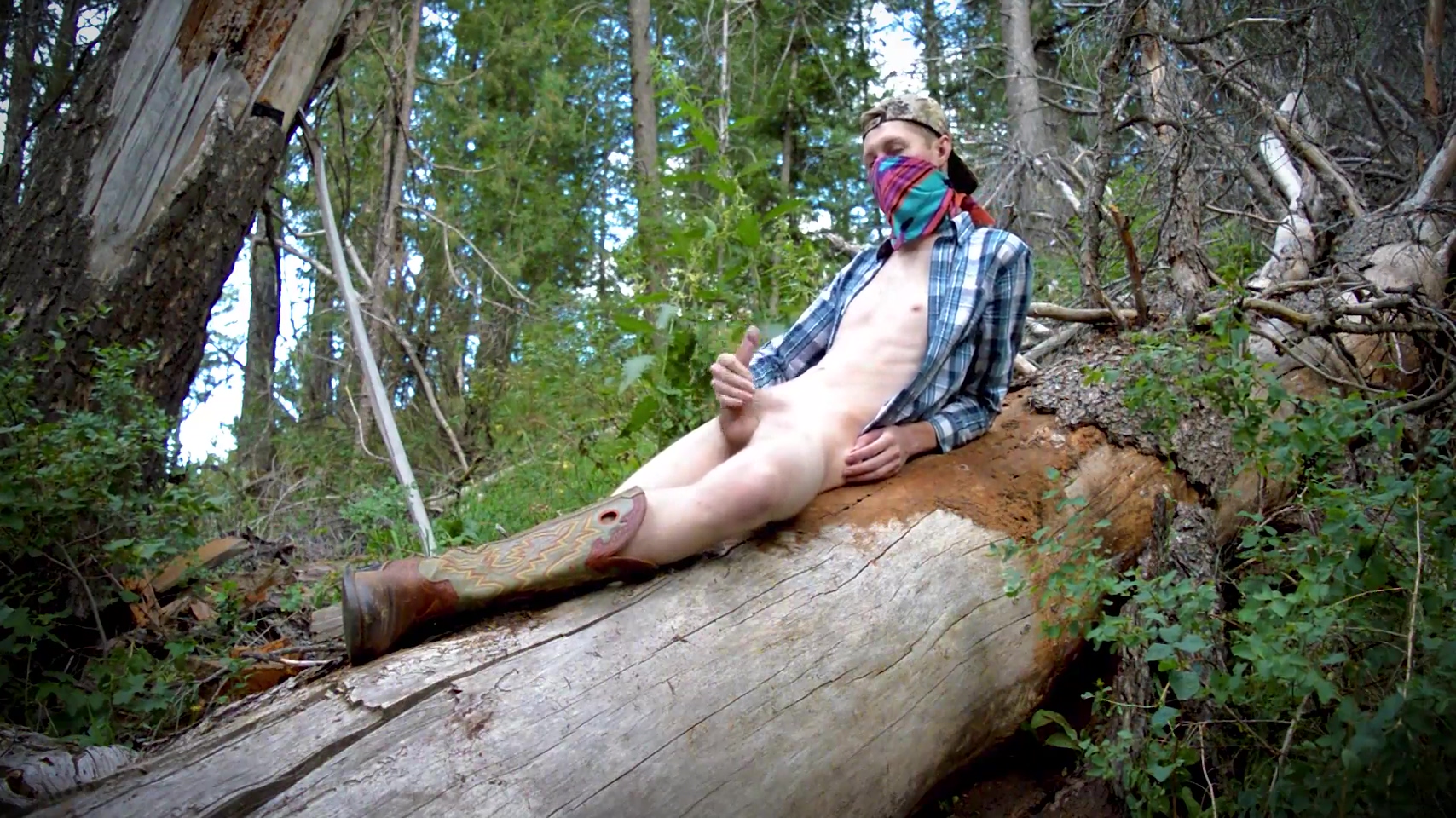 Hunk In Wilderness Wanks His Own Big Dick And Wanks Out Big Cumshot Onto A Fallen Tree. 13 Min