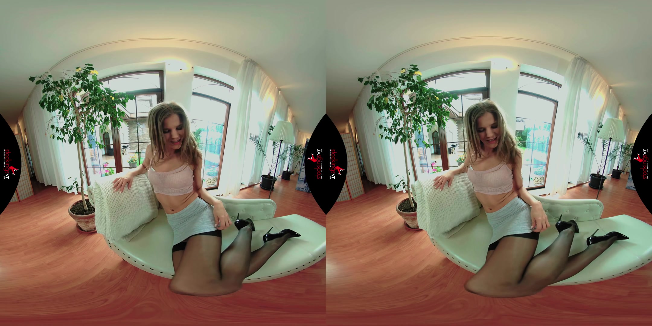 teen 18+ Treasure - StockingsVR