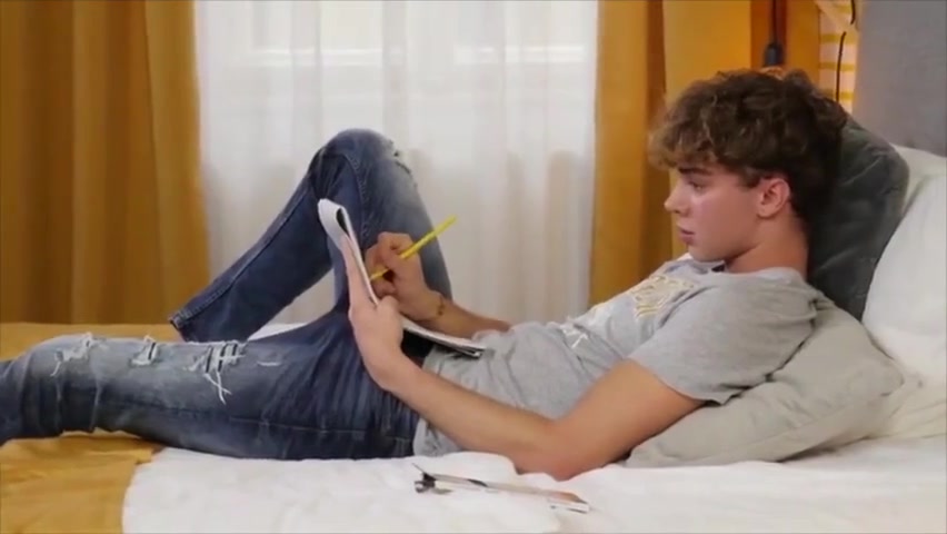 Catching Twinks Bareback Videos