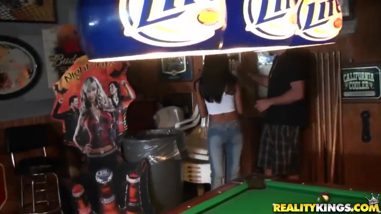 Man seduces Jasmine Rios to have nice sex