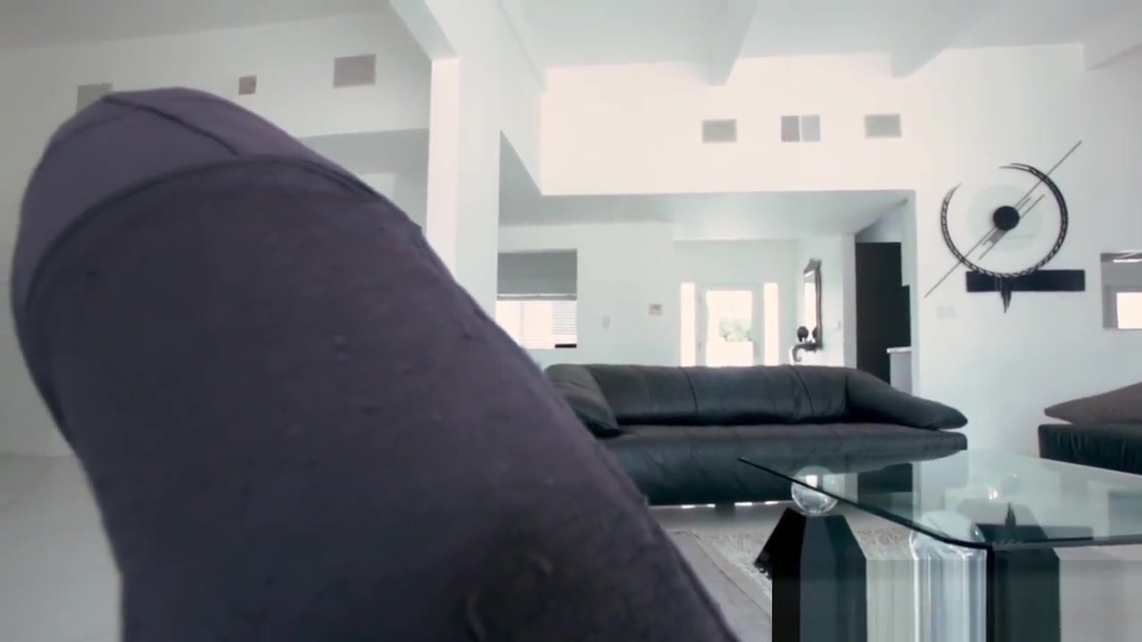 Pretty Stepsister Sucking and Riding