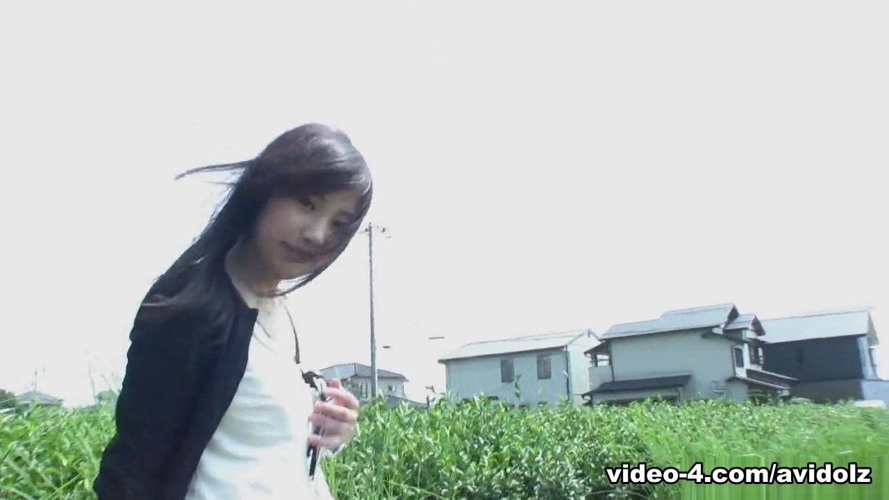 Nasty Karin Asahi Is Fingered On The Road - AviDolz