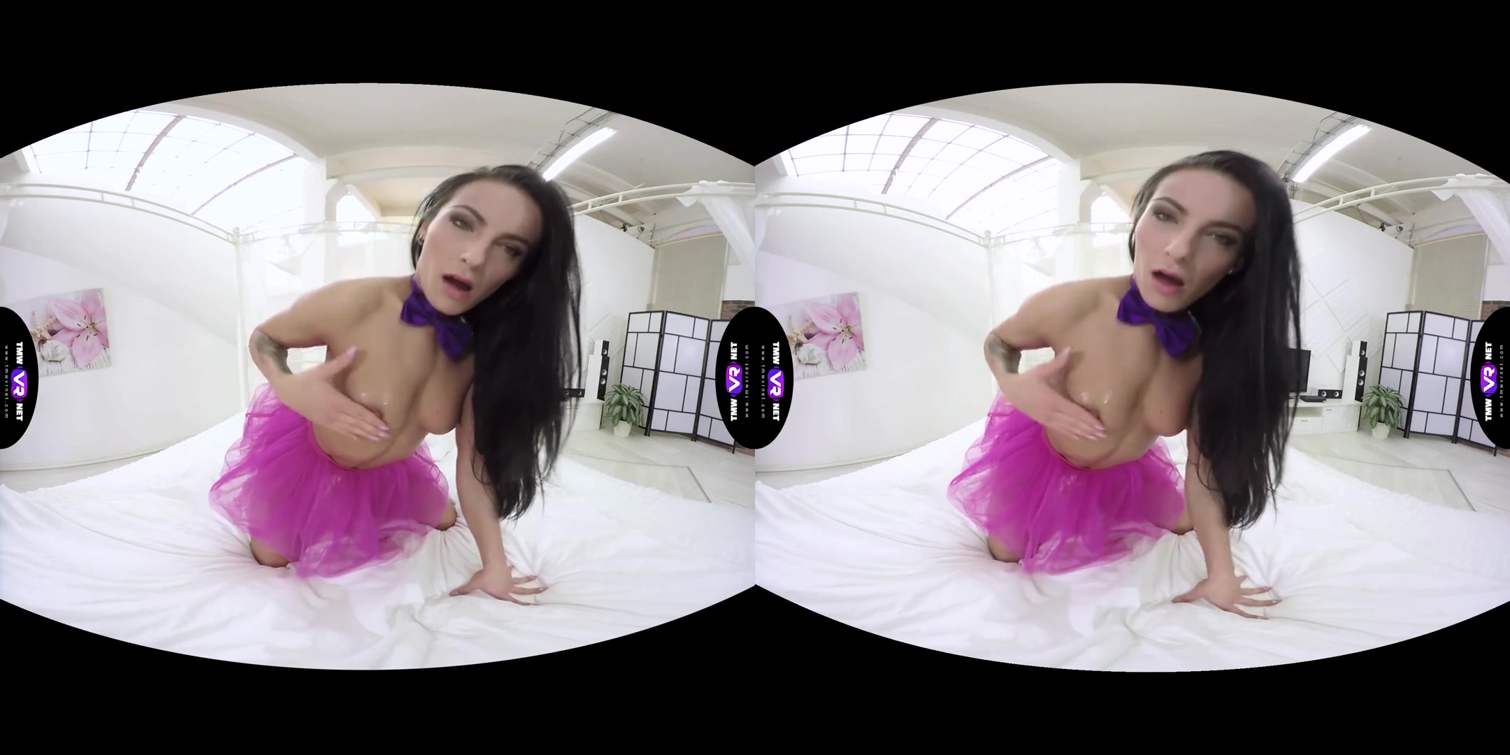 Lexi Dona in Hottie's Usual Morning - TmwVRNet