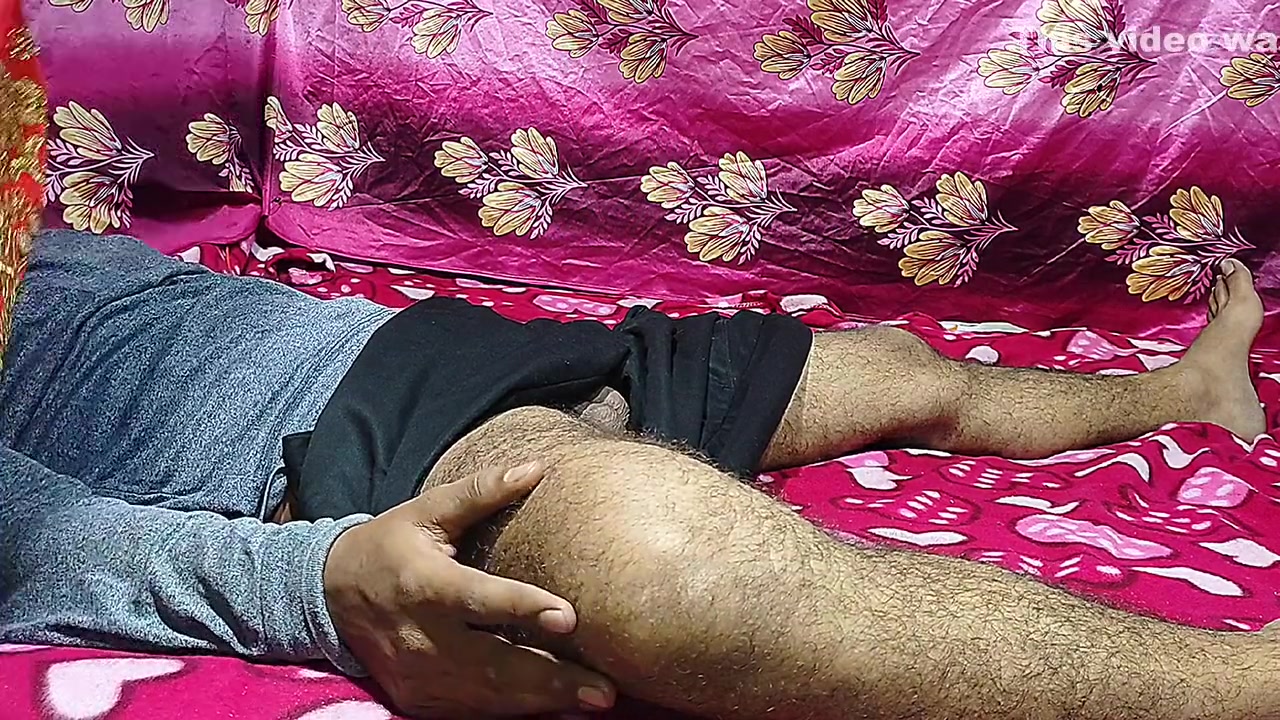 Tharki Sasur Ne Bahu Se Massage Kravakar Jabardasti Chod Diya