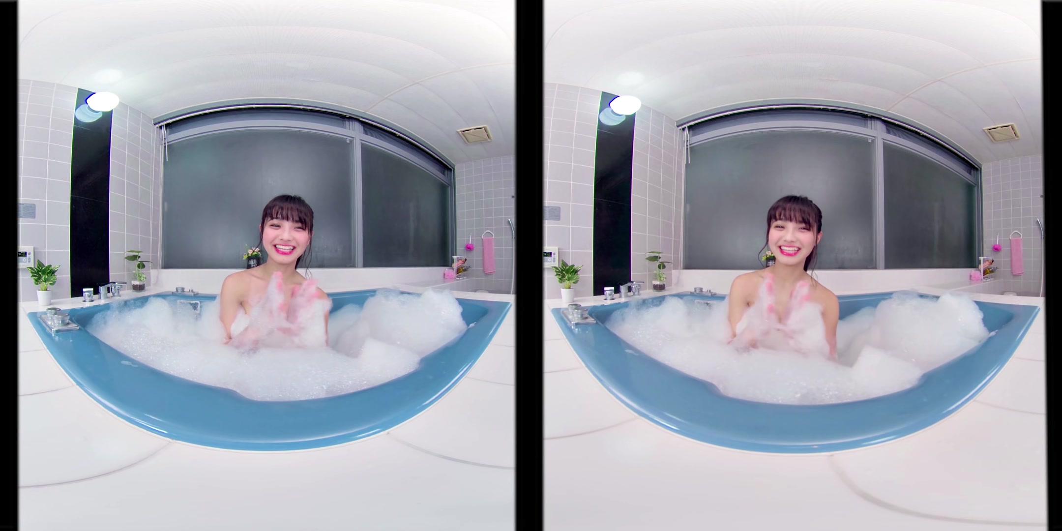 Saya Kataoka - Saya Bubble Bath Selfie & Massage - VRJapaneseidolsParty