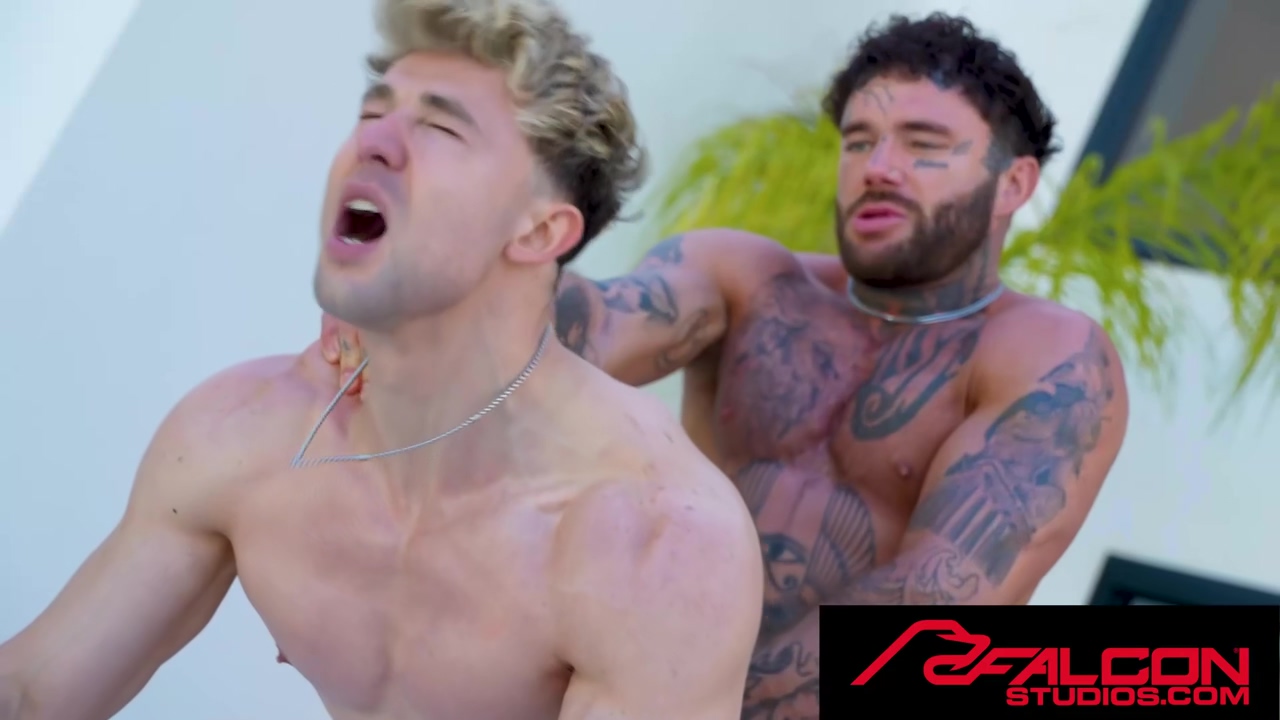 Muscled Inked Hunk Barebacks Cute Blondie Jock - Joel Hart And Benjamin King