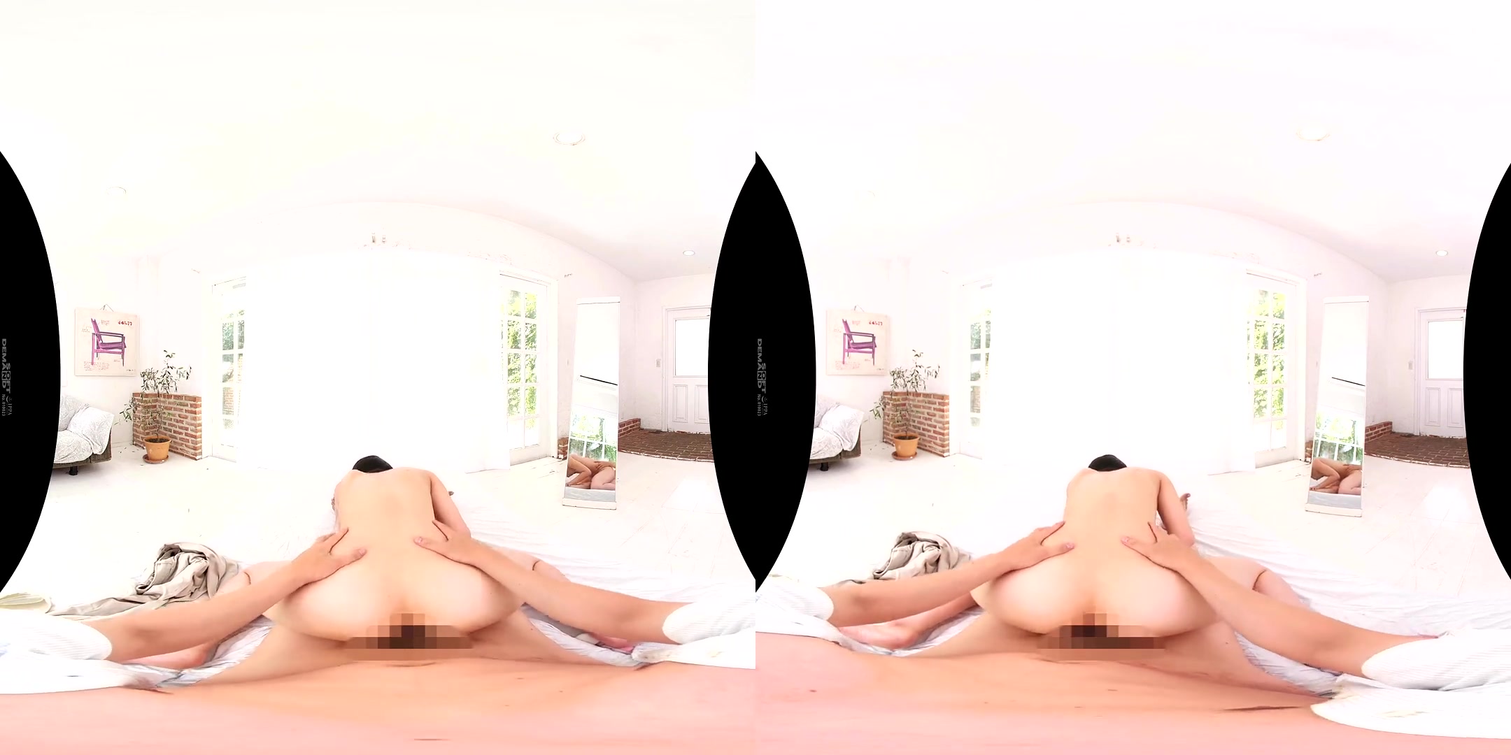 Suzu Honjo Suzu Honjo's First VR: Her Beauty will Rock You 2 - SexLikeReal