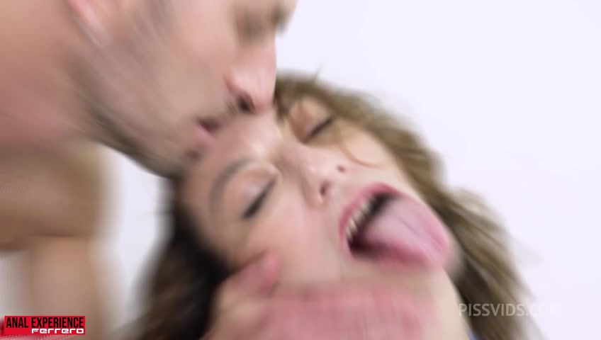 (WET) First Porn Ever, Newbie Sbrilli666 get her first Pee and Double Penetration, rough, anal, DPP, Pee and not stop anal fucking! - PissVids
